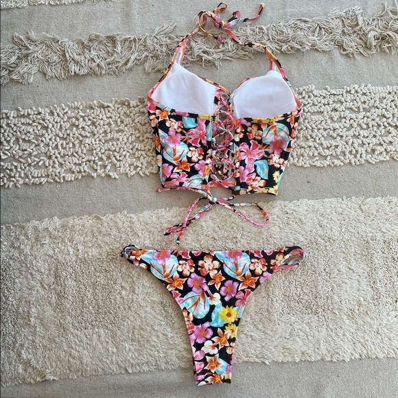 NEW Floral Halter Bikini Swimsuit  - S - Picture 8 of 16